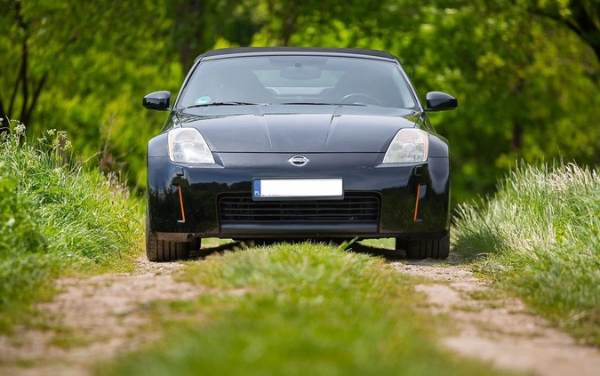 Nissan 350 Z cena 49999 przebieg: 108500, rok produkcji 2004 z Zagórz małe 121